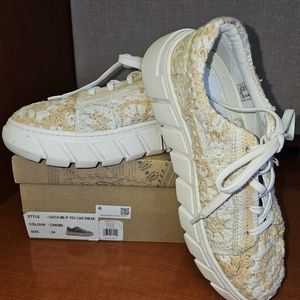 Free People Catch Me If You Can Crochet Creme Sneakers